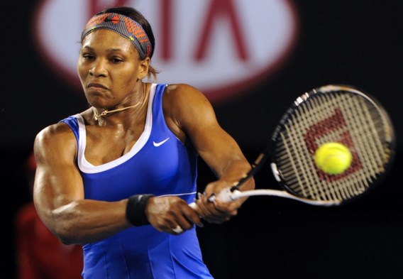Serena Williams verplettert Safarova in finale Charleston