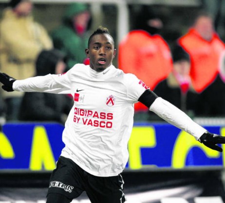 Joseph Monrose opende de score.Isosport