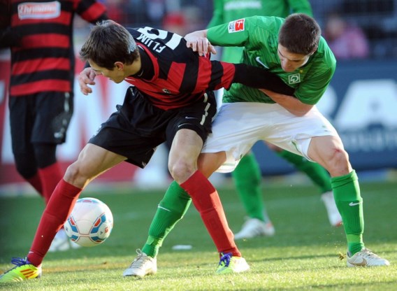 Hekkensluiter Freiburg houdt Werder Bremen in bedwang