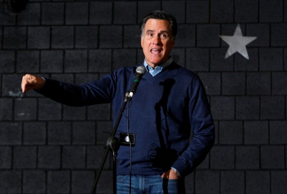 Romney wint nipt in Maine