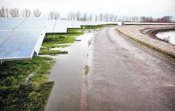 De VMW en Ikaros bouwden in Kluizen een van de grootste zonne-energieparken van ons land.Frederik Buyckx