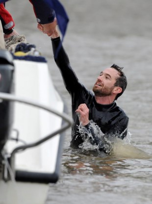 Zwemmer Boat Race protesteerde tegen elitisme