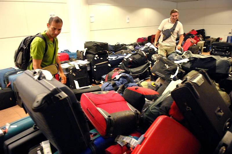 brussels airport lost baggage