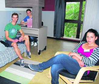 Enkele internen in een van de vernieuwde kamers. els