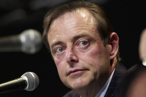 De Wever: ‘Vlaanderen wil Duitsland volgen, Wallonië kiest voor Franse weg’ 