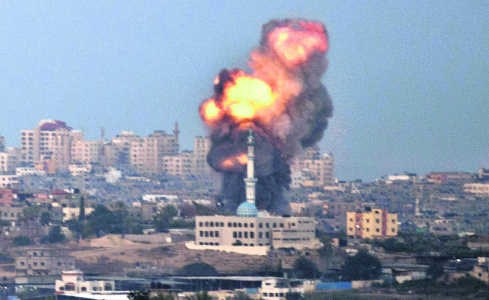 Een Israëlische luchtaanval in de Gazastrook heeft doel getroffen.