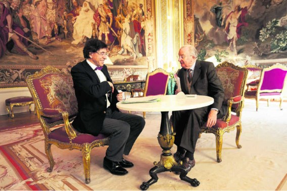 Elio Di Rupo op audiëntie bij de koning, begin dit jaar. ‘De PS verstopt zich achter de troon', zegt De Wever.
