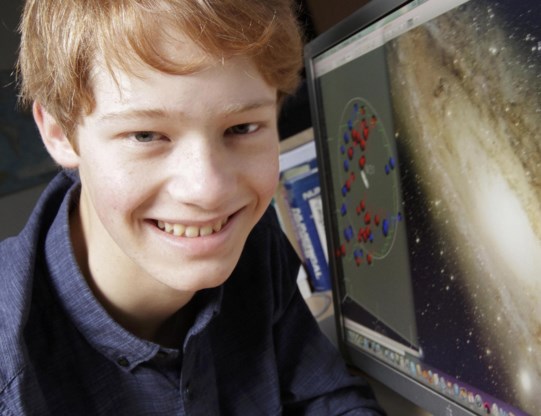 <P>Neil Ibata (15). </P>