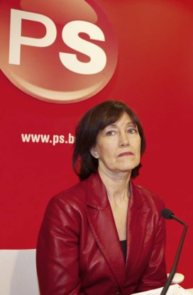 Volgens Franstalige regeringsbronnen is Onkelinx nu al campagne aan het voeren. ‘Na de zomer zullen de verkiezingen van 2014 alles onmogelijk maken.'