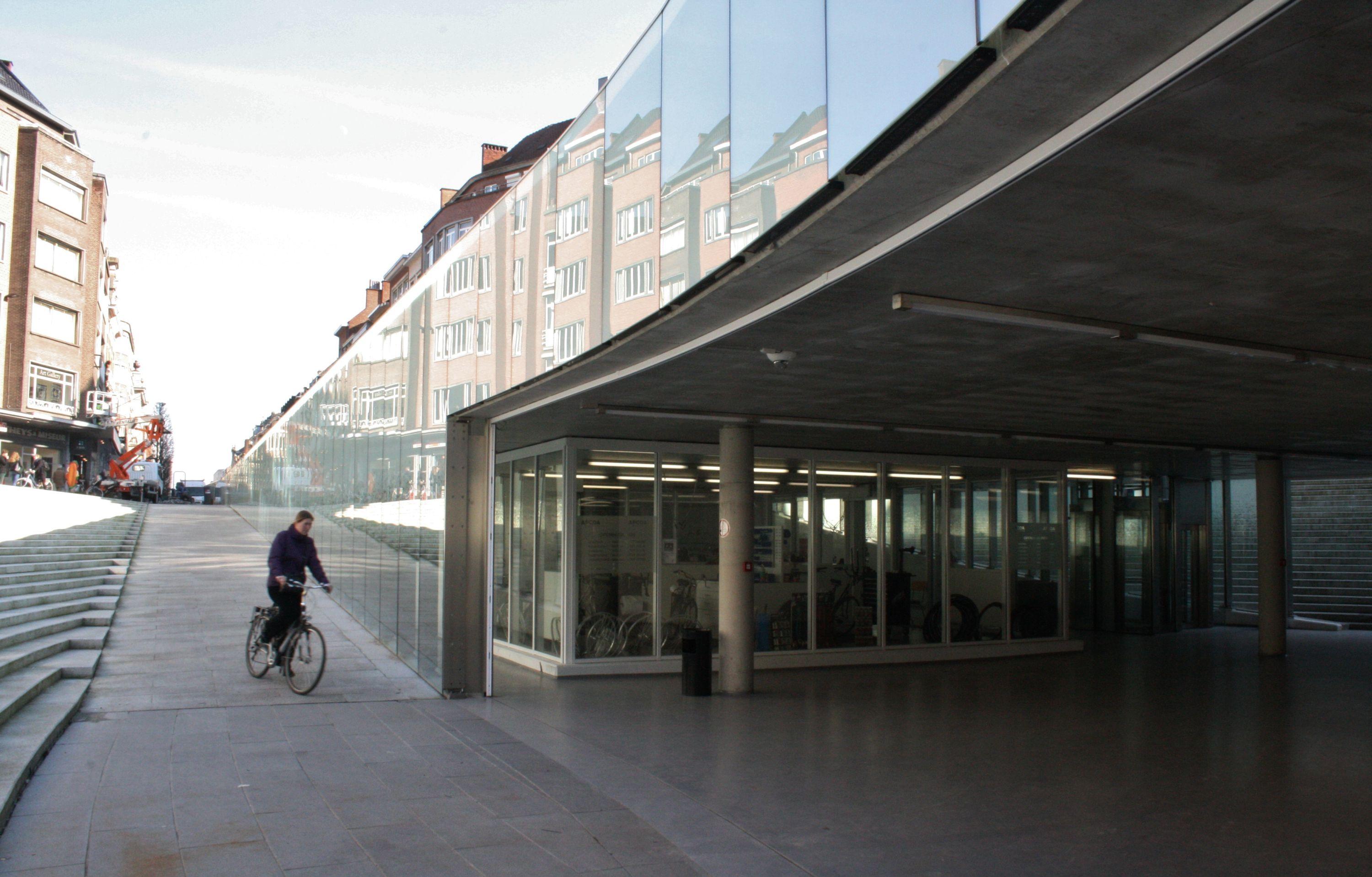 Handelaars verkiezen verse vis boven fietsen (Leuven) | De Standaard Mobile