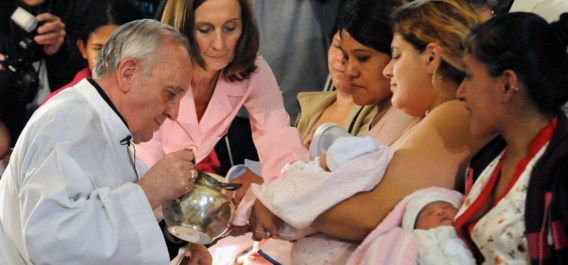 ‘Ze zijn mij ver komen halen', zei Franciscus I meteen na zijn benoeming. Kan hij een nieuw elan geven aan de kerk?