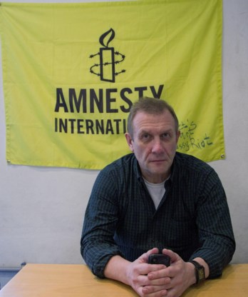 Sergej Nikitin kreeg niet te horen waarom de Russische inspecteurs het kantoor van Amnesty International binnenvielen.