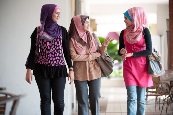 Bourgeois bezorgd over jonge moslims die zich gediscrimineerd voelen