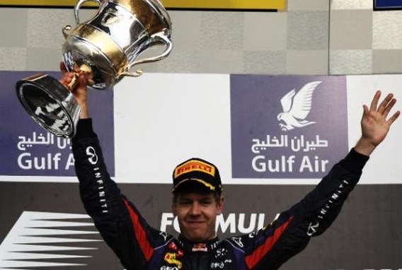 Vettel snelste in tumultueuze GP van Bahrein 