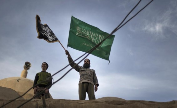 De VS zien de rebellen liever niet winnen, zeker niet omdat sommige fracties zich hebben aangesloten bij Al-Qaeda.