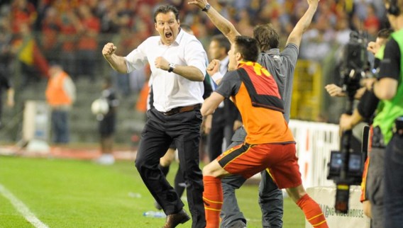 Marc Wilmots toonde uitbundig zijn blijdschap na de cruciale 2–1 overwinning tegen Servië.