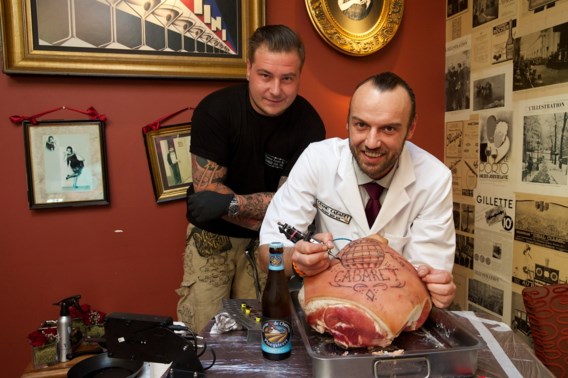 Chef-kok Vincent Florizoone experimenteert met getatoeëerde steaks