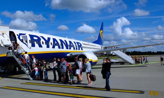 Handbagage mag u voorlopig nog steeds gratis meenemen bij Ryanair. Maar ook daar zoekt O’Leary naar een piste om die te belasten.