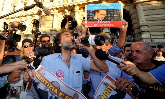 Voor het Hof van Cassatie in Rome vierden demonstranten gisteravond dat ‘gerechtigheid is geschied’.