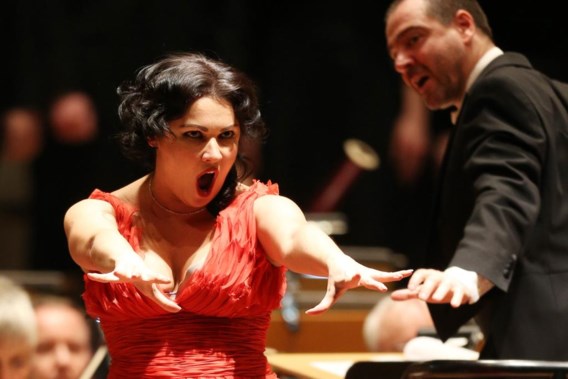 Anna Netrebko verkent met ‘Verdi’ nieuwe wegen.