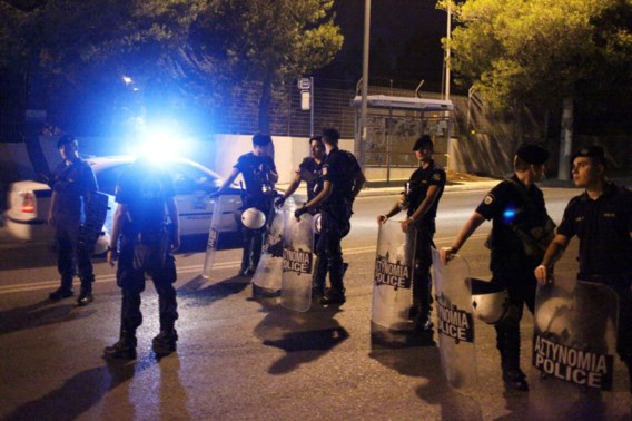 Griekse politie start klopjacht op ontsnapte immigranten