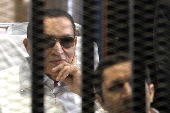 'Moebarak na vrijlating onder huisarrest'