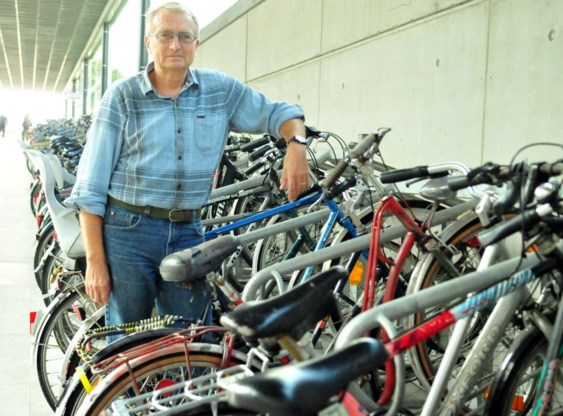 ‘We willen iedereen motiveren om de verplaatsing van en naar school op een duurzame manier te maken’, zegt schepen Marc Lemaitre.