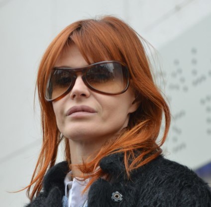 Axelle Red.