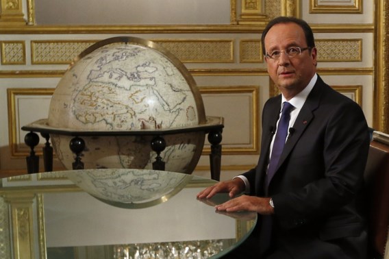 Hollande: ‘Militaire dreiging tegen Syrië moet blijven’