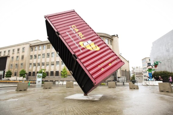 Container van Luc Deleu op de Pachecolaan in Brussel.