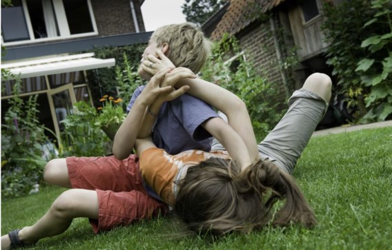 Voor jezelf opkomen of huiselijk geweld? Als je als ouder het ene kind maar niet voortrekt.