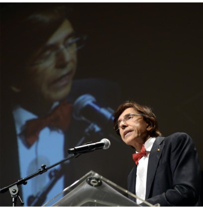 Di Rupo erkende dat veel bedrijven nog altijd lijden onder de crisis.