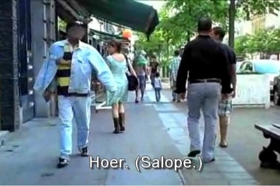 ‘Seksisme is niet alleen een probleem van gekleurde macho’s in “Femme de la rue”.’