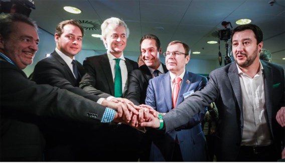 Afgelopen december ontmoetten leden van eurosceptische partijen elkaar in Turijn. Links Gerolf Annemans, in het midden Geert Wilders.