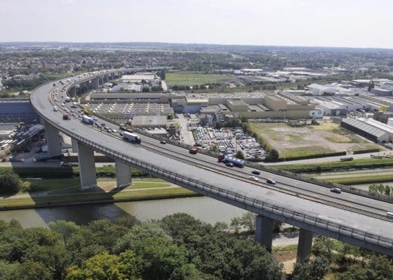 Volgens de Vilvoordse burgemeester zal het viaduct van Vilvoorde aan weerskanten een hoop extra bewegingen moeten slikken.