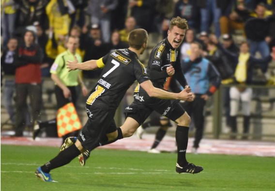 Matchwinnaar Scholz weet met zijn vreugde geen blijf nadat hij Lokeren net op rozen heeft gebracht.