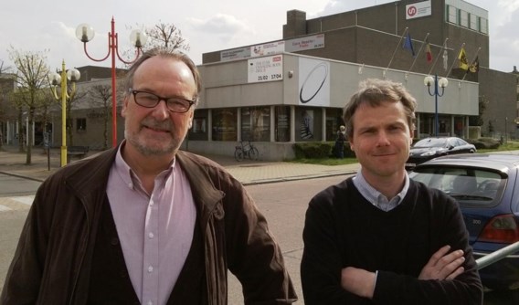 Schepen van Cultuur Marc Van Godtsenhoven en directeur Wim Meert van het CC Strombeek