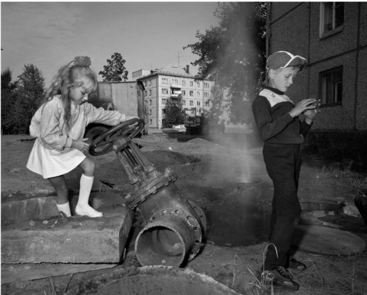 Carl De Keyzer, Bratsk, USSR (1989).