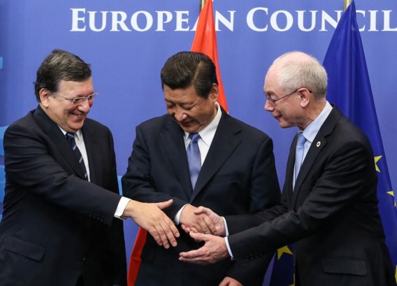 Xi Jinping werd gisteren in Brussel hartelijk ontvangen door José Manuel Barroso en Herman Van Rompuy. 