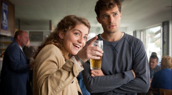 De posterboy (Jamie Dornan) en het meisje met de gouden glimlach (Charlotte De Bruyne).