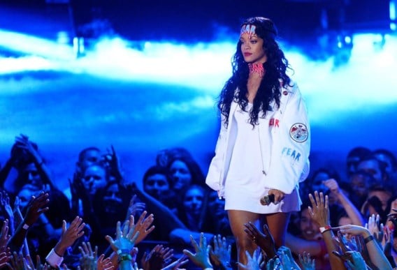 Rihanna op de Movie Awards.