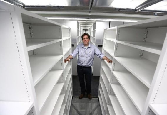 Hendrik Defoort: ‘Ons nieuwe depot staat nu nog leeg, maar in september start hier de grootste boekenverhuizing ooit in België.’