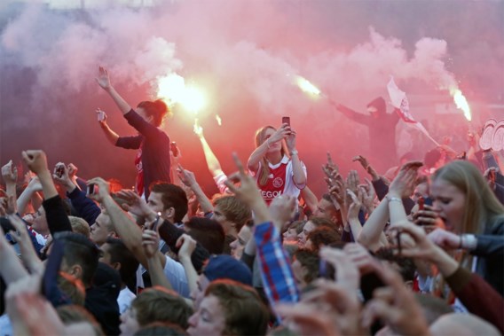 ‘ajax Top Jarenlang Bedreigd Door Harde Kern Supporters De Standaard 5198