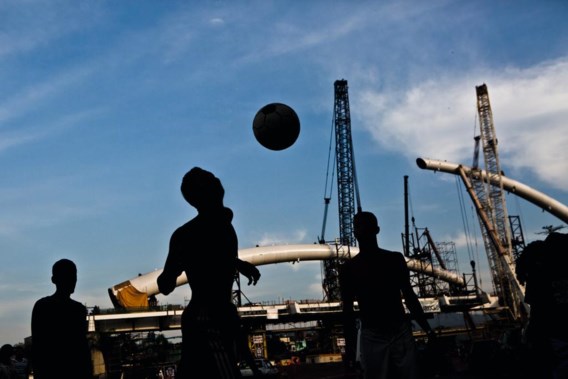 Tot nu toe heeft slechts 20% van de stewards een opleiding gehad; de Brazilianen sussen, tot afgrijzen van de Fifa, dat ‘de militaire politie ook ervaren is in ordehandhaving’