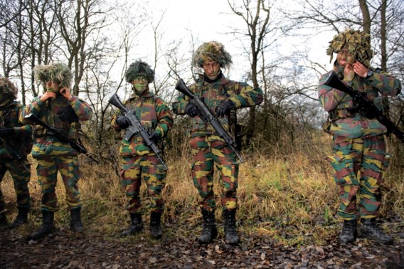 Oefening voor Nederlandse militairen: de Belgen vallen binnen