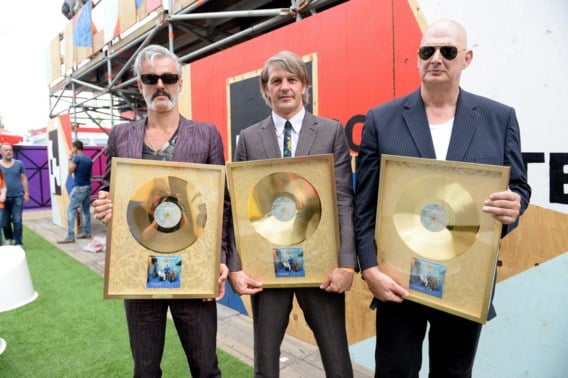 REVIEW. Triggerfinger (***) Rock-'n-roll - voetbal: 1 - 0