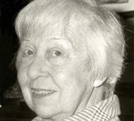 Uitgeefster Angèle Manteau (19112008) maakte als kind in Dinant het begin van de oorlog van nabij mee.