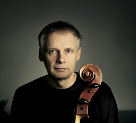 Pieter Wispelwey opende het festival Novecento.