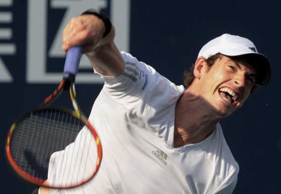 Andy Murray overleeft vijf matchballen en pakt titel