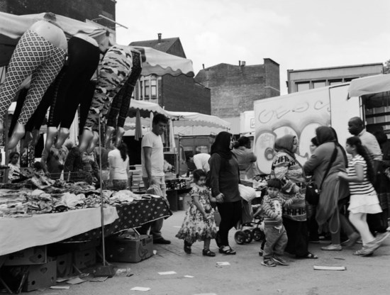 De markt van de Abattoir in Anderlecht: zo druk en exotisch kan Brussel zijn.